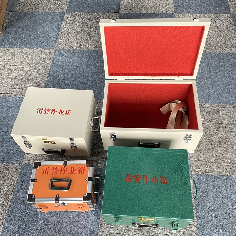 济南爆破工程作业箱如何选择？玻璃钢与传统材质的全面对比
